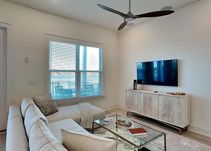 Holiday home Yacht Harbor House