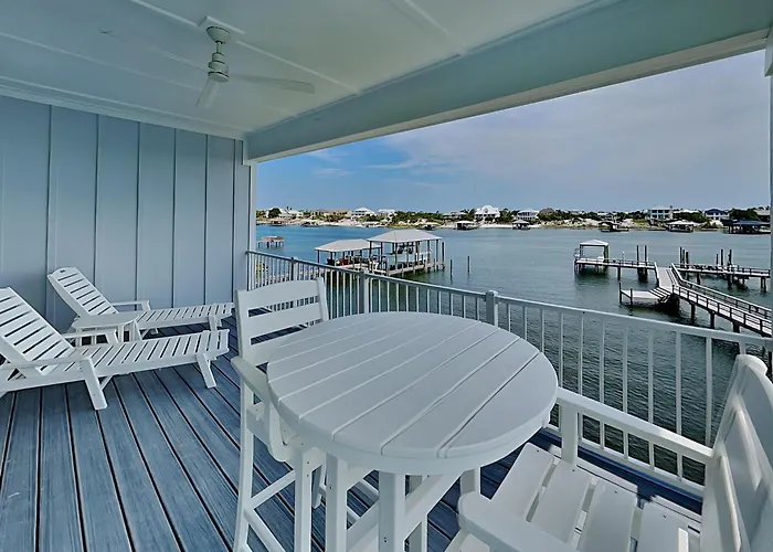 Holiday home Yacht Harbor House *