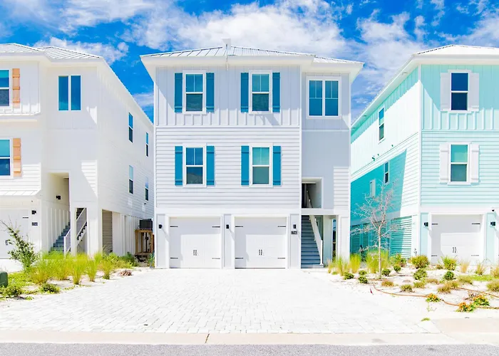 Yacht Harbor House *